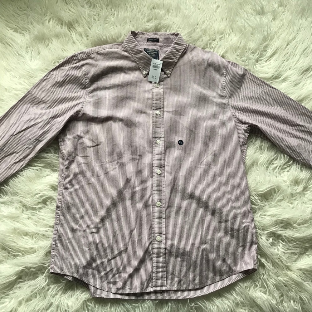 🆕A&F‎ RED WHITE STRIPED SUPER SLIM BUTTON SHIRT